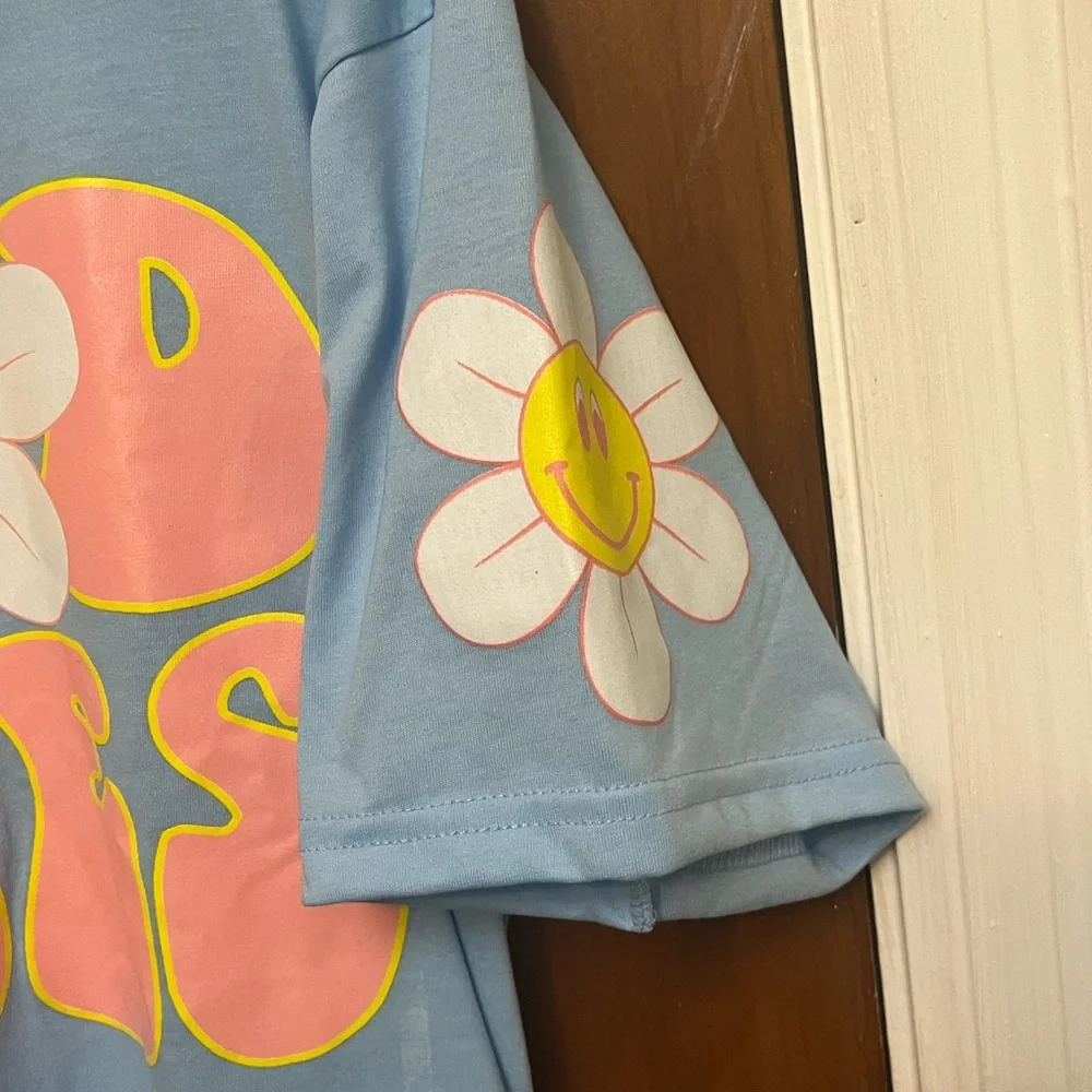 Women’s T-Shirt  Blue with 'Good Vibes' Print. 2X - Picture 3 of 6